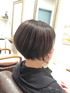 ヘアー グリーン(hair green) 40代50代60代/前下りショートボブ/大人ショート