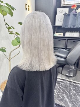 チュダック(ChuDuck) 【天神】色落ちも可愛いホワイトミルクティー/ケアブリーチ