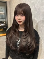 ルル(Lulu) ロングレイヤースタイルモカブラウンカラー