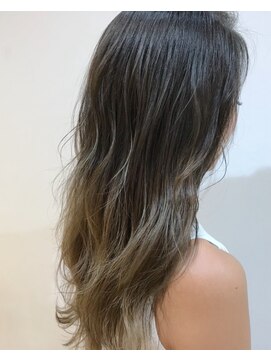 グッデイ ヘアー(GOOD DAY HAIR) 【GOOD DAY HAIR】《ブルージュ:ハイライト:フェザーロング》