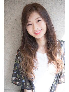 ペイジー 溝の口(Peissy) 大人かわいい♪グラデーションカラーのフェザーロング♪
