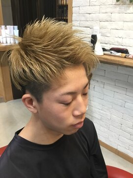 バルビエーレ アーディ(Barbier Adi) 尊風金髪ショート