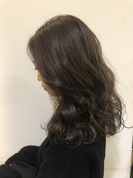 ヴィコロ(vicolo) ダークアッシュグレー