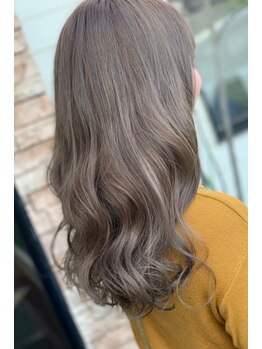【透明感たっぷり映える髪！】ハイライト、インナーカラー、バレイヤージュ、グラデーションお任せ下さい。