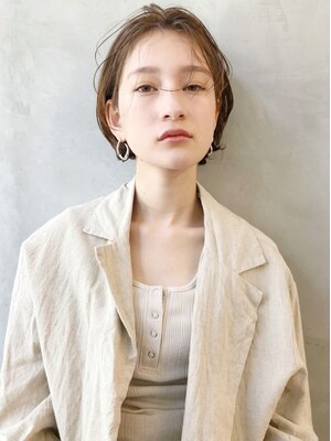 【表参道徒歩5分】″感度の高いシンプル″を身につけるshort style&″光と柔らかさを纏う″colorが人気◇