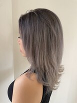 ヘアー ミッション 心斎橋店(hair Mission) シャドウルーツホワイティシルバー