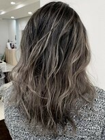 ワンクリエーション(ONEcreation)&nbsp;こなれヘア/テラコッタ/ミニウルフ/くすみブルー[愛甲石田]