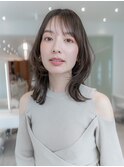 20代30代大人かわいい黒髪グレーベージュミディアムレイヤー