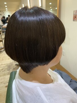 美容室 アイディー i-dee つやつやマッシュ