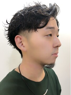 デイズ(DAYS) ツーブロック/波巻き/かきあげ/スパイラルパーマ