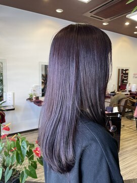 美容 和らく 深み紫カラー