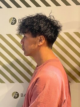 バーバーバー アカバネ(BARBER-BAR AKABANE) 無造作なツイストスパイラルパーマ黒髪マッシュ#2