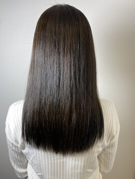 ロエ 元町店(Loe) 地毛風ストレート　縮毛矯正　髪質改善　ツヤ感
