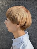 柔らかマッシュショートボブ