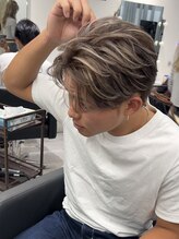 メンズサロン キング 心斎橋店(Men’s salon K!ng) ホワイトメッシュ/ツイスト/ツイスパ/パーマ/メンズ/眉毛/心斎橋