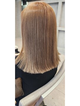 リガナッツ 王子店(Riganuts) ミルクティーベージュカラー