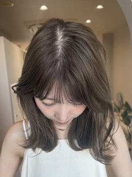 ニモ(NIMO.) くすみベージュ