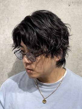 ブルニール 心斎橋(BLEUNIR) センターパート七三ツーブロックビジネススパイラルパーマ