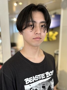 【HOLIDAYS】毛流れパーマ◎