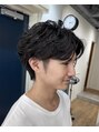 イーナ(iina) メンズパーマと再現性の高いメンズカットで簡単に決まるヘア提案