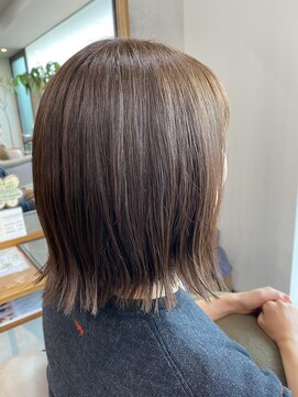 ヘアールーム(Hair Room) 明るいブラウンで白髪染め