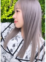 アース いわき店(HAIR&MAKE EARTH)&nbsp;ミルクティーグレージュの艶髪ロングストレート