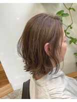 ヘアーアンドメイク ニッキ(hair&make nikki) グレイカラーでも明るくかわいく。