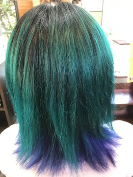 ブルーラグーン ブリーチカラー