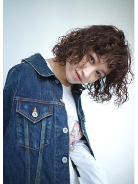 バロウ(BURROW) 【BURROW】カーリーボブ《キハラシンゴ》