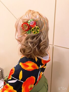 ヘアメイク ジェイエム ハーフアップ