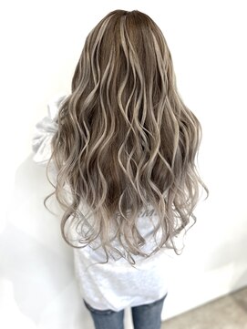 アルマバイロサ(ALMA by ROSA) グレージュカラー×シールエクステ　担当SE-YA