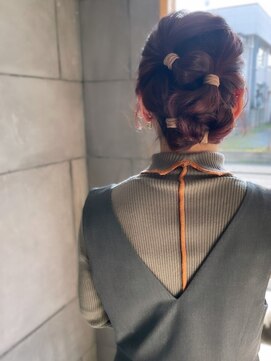 ディスコネクト(DISCO-N-NECT) まとめ髪アレンジヘア