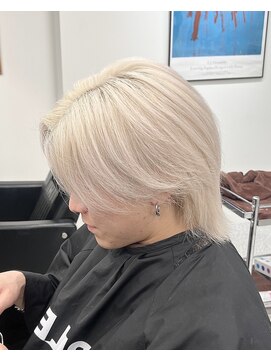 ペレ 渋谷(PELE) ニュアンスパーマ/韓国マッシュ/スパイキーショート/渋谷