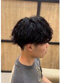 ツイストスパイラル波巻きパーママッシュツーブロック刈り上げ