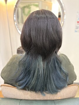 ビィーワンイースト(Be 1 EAST) ウルフカット