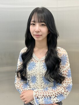 チグン(Jigun) 艶色暗髪ヘアー、韓国風くびれ巻き♪