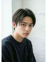 ワゴンバイアフロート(Wagon by afloat)&nbsp;メンズカット/爽やかに動くフェザーパーマ/センターパート/池袋