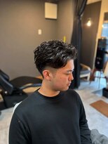 ザ ブライト バーバー(The BRIGHT BARBER)&nbsp;ツーブロ フェザーパーマ