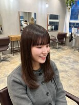 ラボアン 梅田店(lab.em.)&nbsp;広めの前髪の人程癖を抑えよう