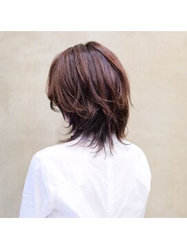 ジェーン(JANE) 【ゲストスナップ】ミディアムレイヤー×クリスタルカラー