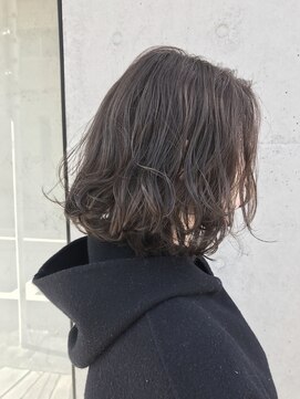 キサイ バズ(kisai BUZZ) チャコールグレイ