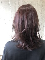 ペネロープ(Penelope)&nbsp;ピンクベージュ/ミディアムレイヤー　担当　夕島