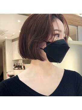 アフロートリノ(AFLOAT Leino) 【修】20代30代40代◎透明感カラー×韓国切りぱなしボブ