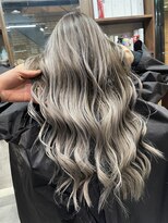 ラフ(LAFF)&nbsp;#バレイヤージュ#グレージュカラー#ボブウルフ#ココアベージュ