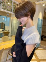 ロンド ストラーダ 心斎橋(Lond strada)&nbsp;ショート×ハイライト白髪ぼかし×マチルダボブ[心斎橋]