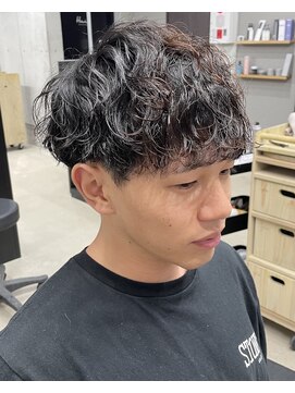 フイ 自由が丘(men's salon Hui) メンズ/アップバング/ツーブロックマッシュ/束感ショート波巻き