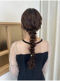 編み下ろし ローポニー ポニーテール 結婚式