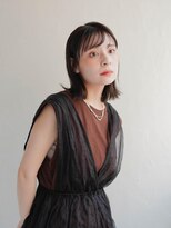 ムク 甲府(muku.)&nbsp;ミディアムヘア/斜めバング/グレージュカラー/甲府駅