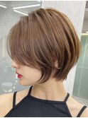 大人ショートボブショートカットココアアッシュくびれミディ