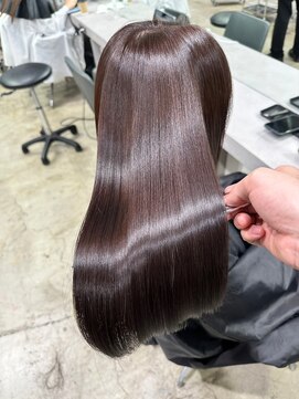 キュア 表参道(CURE) 黒髪/グレージュカラー/ココアベージュ/ヘルシーロング/表参道